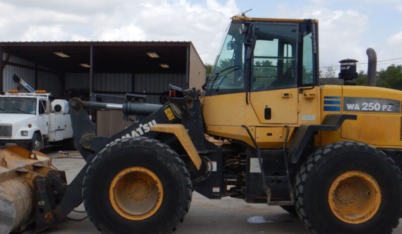 
								2012 Komatsu WA250PZ-6 wheel loader full									